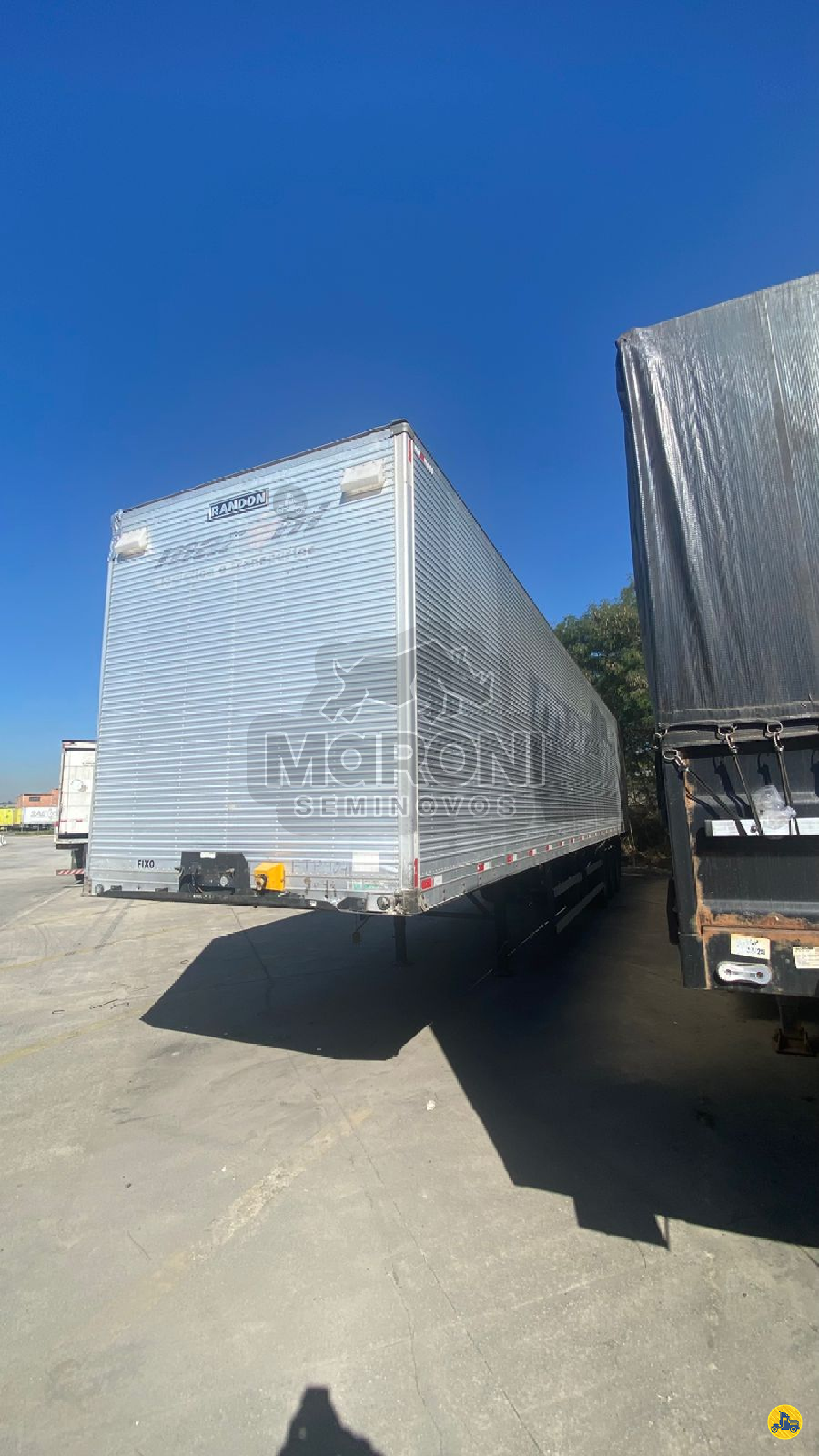 BAU FURGÃO de Maroni